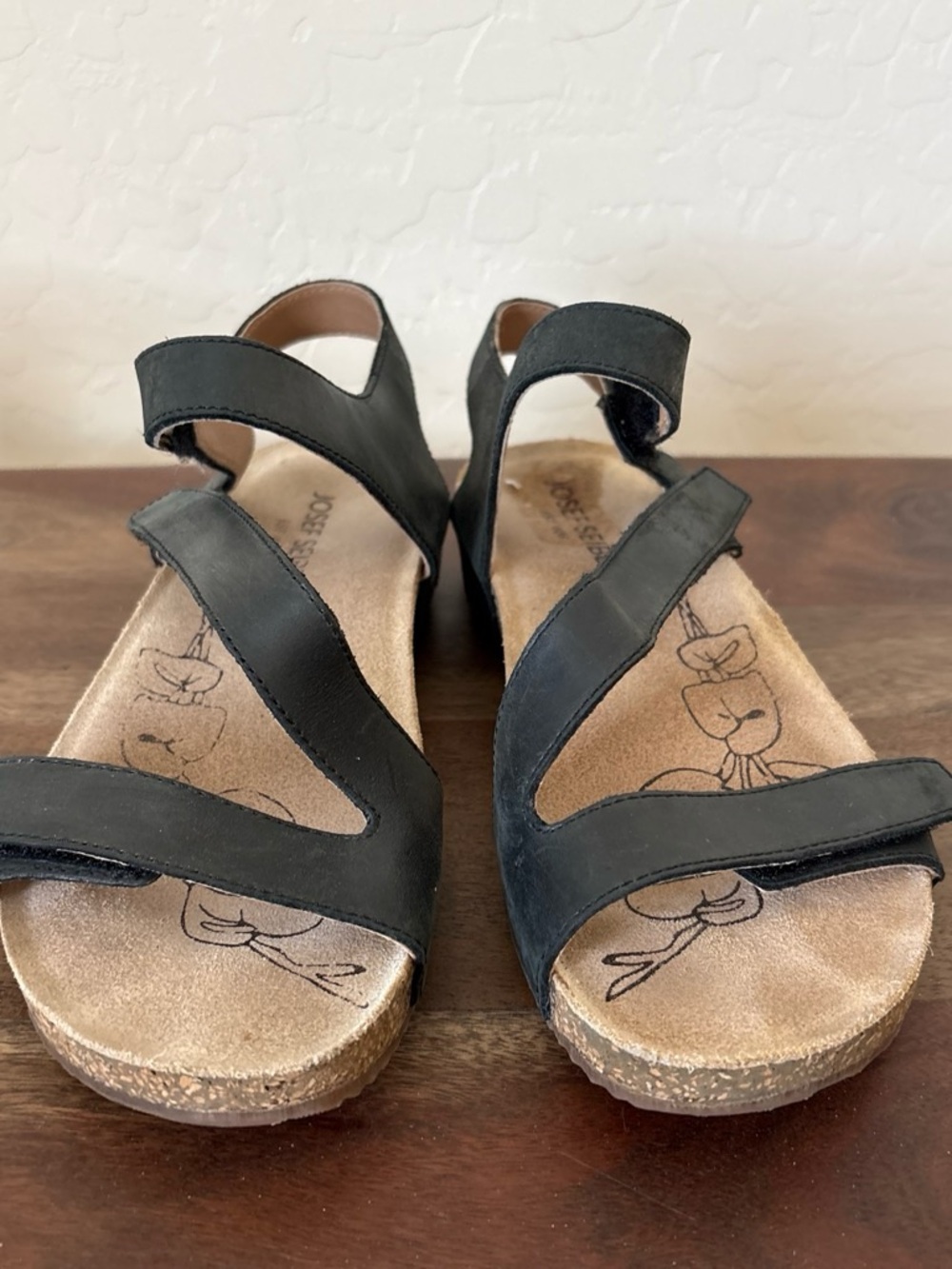 Josef Seibel women’s Black leather Strappy Cork Wedge Sandals. 38 US 7.5